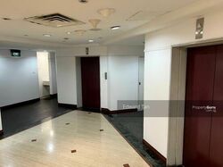 The Octagon (D1), Office #547970891